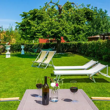 La Mandolata Dei Poeti Appartement *